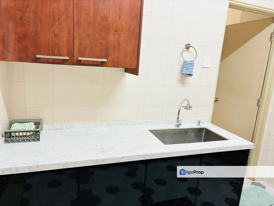 Corner Lot Unit Privacy Royal Domain Sri Putramas 2, KL For Sale, Kuala Lumpur, Dutamas