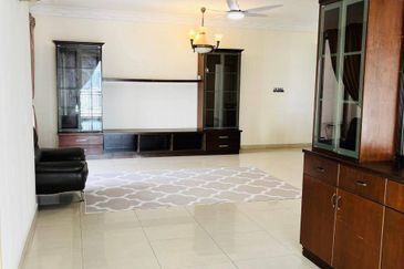 Royal Domain Sri Putramas II