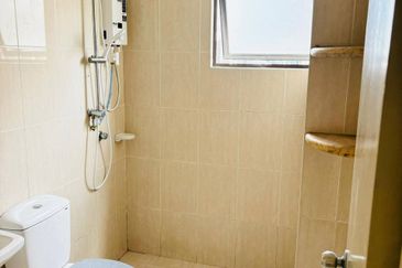 Royal Domain Sri Putramas II