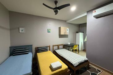 Lake Point Residence