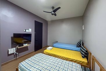 Lake Point Residence