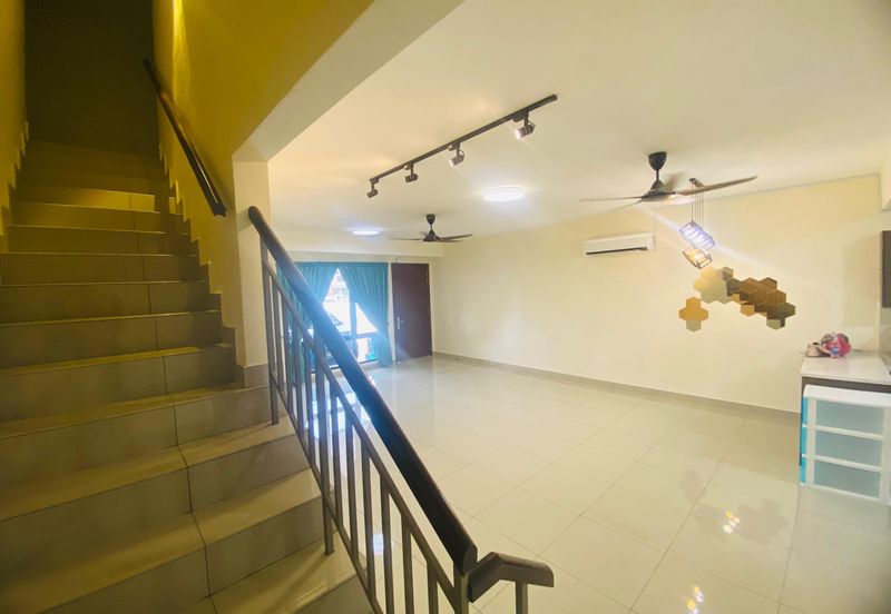 The Strata @ Bandar Puteri Bangi