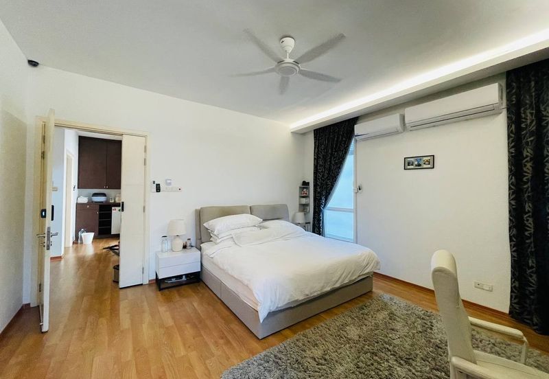 Jalan Pengaturcara U1/51 