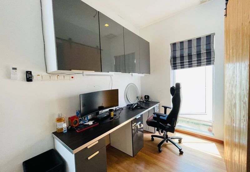 Jalan Pengaturcara U1/51 