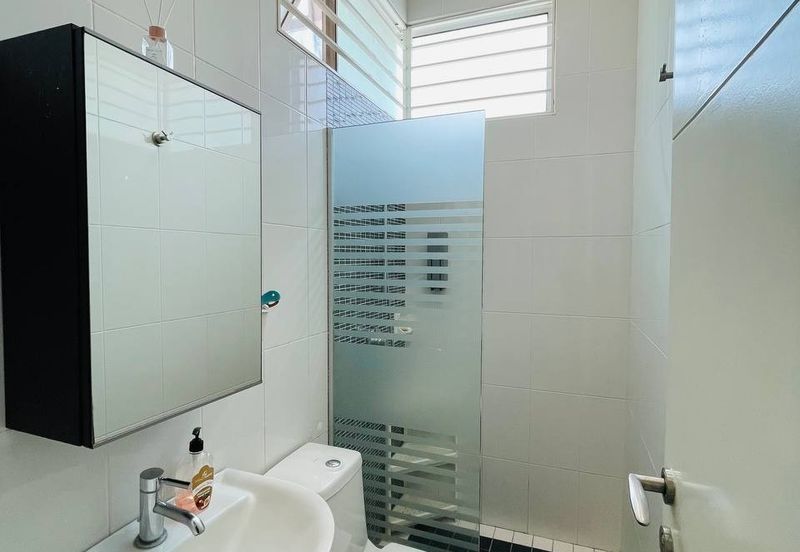 Jalan Pengaturcara U1/51 