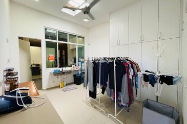 Jalan Pengaturcara U1/51 