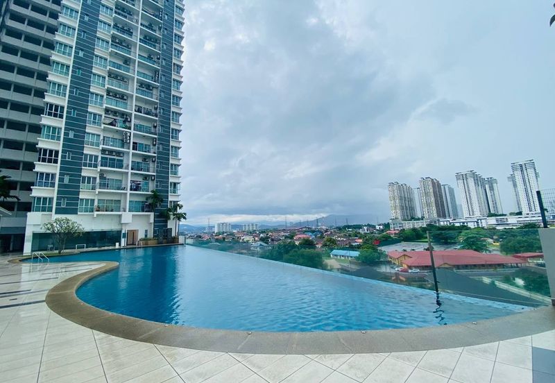 Zeta DeSkye Residence