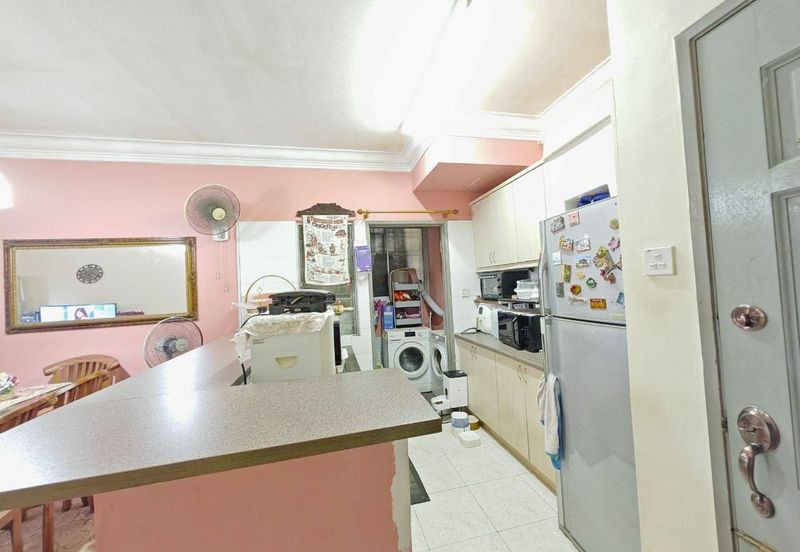 Angsana Apartment @ Taman Raintree