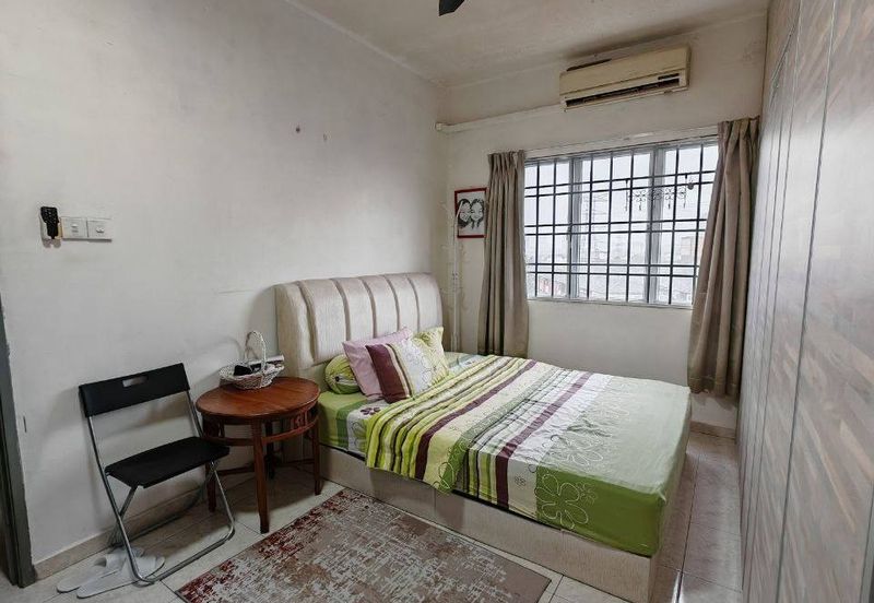 Angsana Apartment @ Taman Raintree