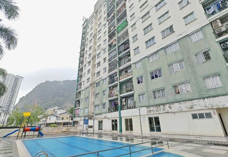 Angsana Apartment @ Taman Raintree