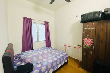 Zeta DeSkye Residence