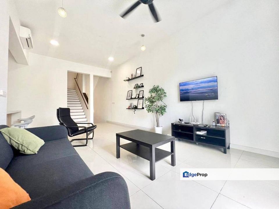Townhouse Ridgefield Tropicana Heights Fully Furnished For Sale, Selangor, Kajang