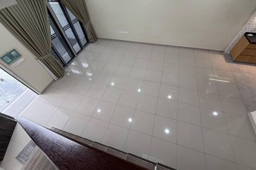 Dayana @Nilai Impian