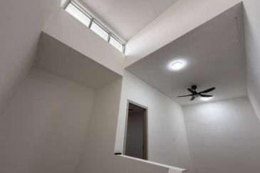 Dayana @Nilai Impian