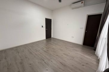 Dayana @Nilai Impian