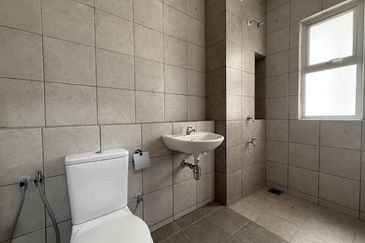 Dayana @Nilai Impian