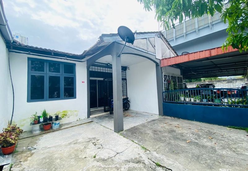 Taman Sri Raya, Batu 9