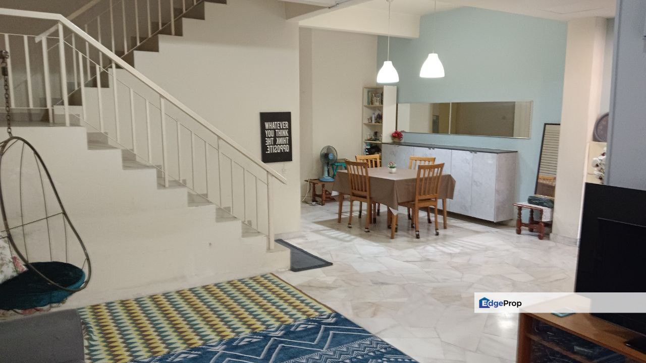 FREEHOLD EXTENDED 2 Storey Terrace Taman Puncak Utama Kajang, Selangor, Kajang
