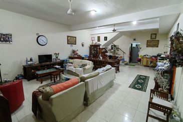 Jalan Pulau Angsa U10/35 