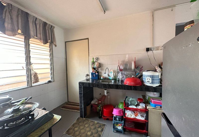 Seroja Apartment (Putra Perdana)