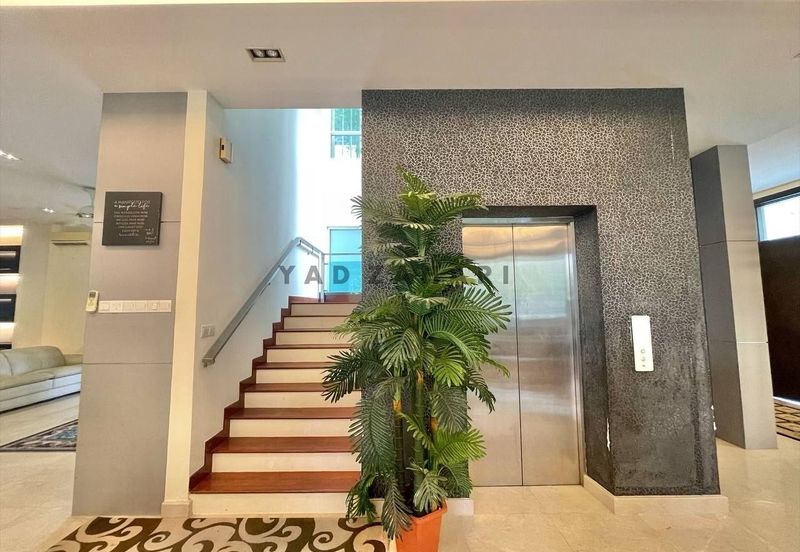 CORNER LOT FURNISH 3.5 Storey Bungalow Garden Residence Aspen Cyberjaya