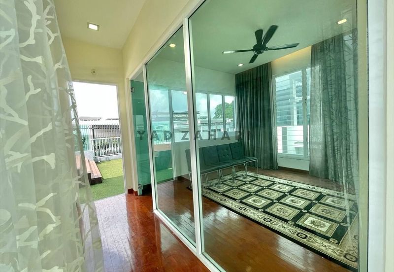 CORNER LOT FURNISH 3.5 Storey Bungalow Garden Residence Aspen Cyberjaya