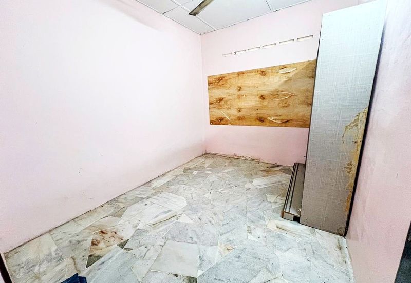 Taman Dato Hormat, Telok Panglima Garang