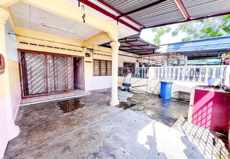 Taman Dato Hormat, Telok Panglima Garang