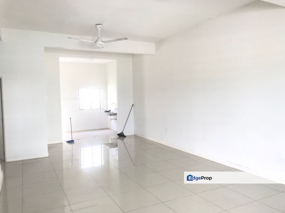 FREEHOLD SUPERLINK 24'x75' GUARDED 🔥, Negeri Sembilan, Nilai