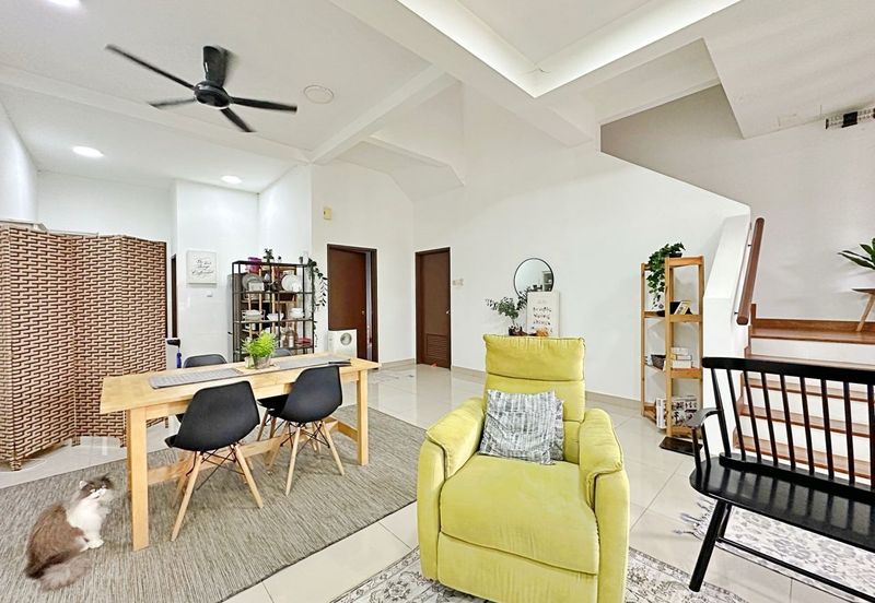 Pentas 6 @ Alam Impian