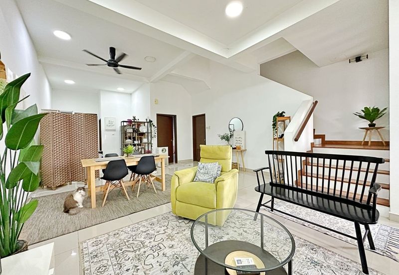 Pentas 6 @ Alam Impian