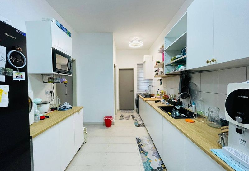 Setia Warisan Tropika (Belladonna)