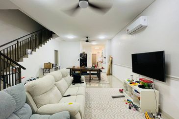 Setia Warisan Tropika (Belladonna)