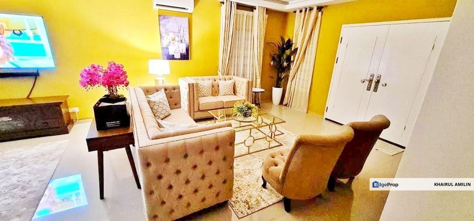 CHEAPEST CORNER RENOVATED EXTENDED ! 2 Sty Semi D Cluster Seksyen 6 Bandar Bukit Mahkota Bangi , Selangor, Bangi