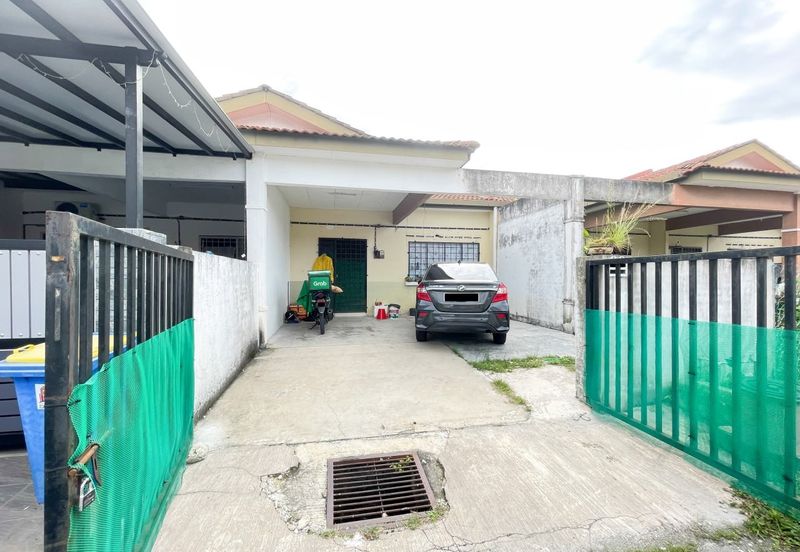 Taman Langat Utama 3 @ Jalan Halia 6