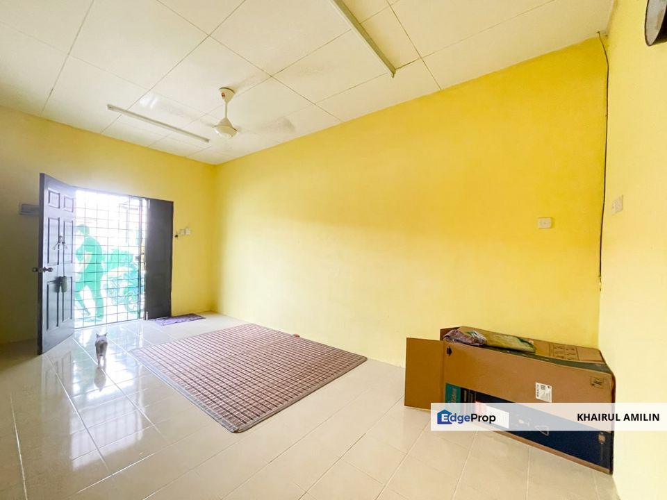1 Storey Terrace Taman Langat Utama 3, Banting Selangor, Selangor, Banting