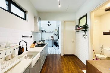 ALAMANDA TWIN VILLAS