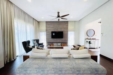 ALAMANDA TWIN VILLAS