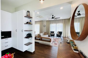 ALAMANDA TWIN VILLAS