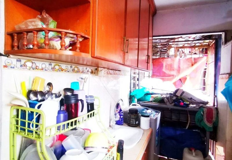 Kondo Rakyat (Desa Pantai Flat)