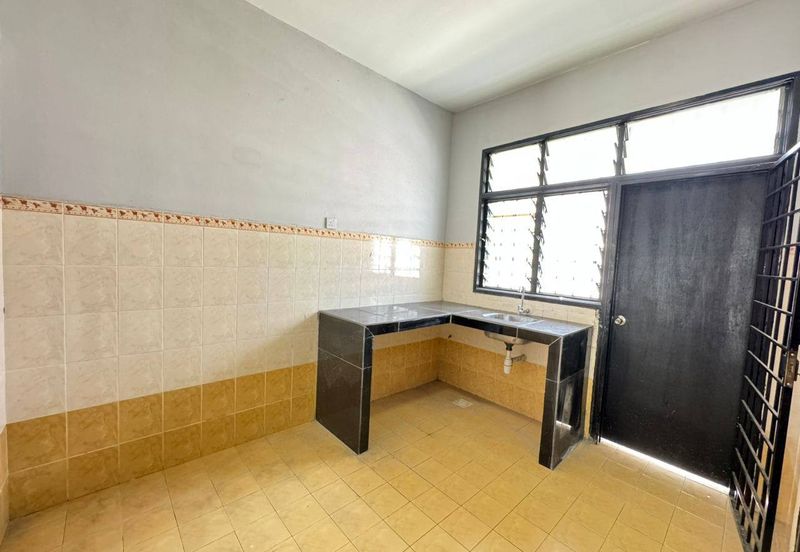 FACING OPEN FLEXI DEPO FULL LOAN❗️2 Storey Terrace Anjung Ixora, Taman Ixora Sepang