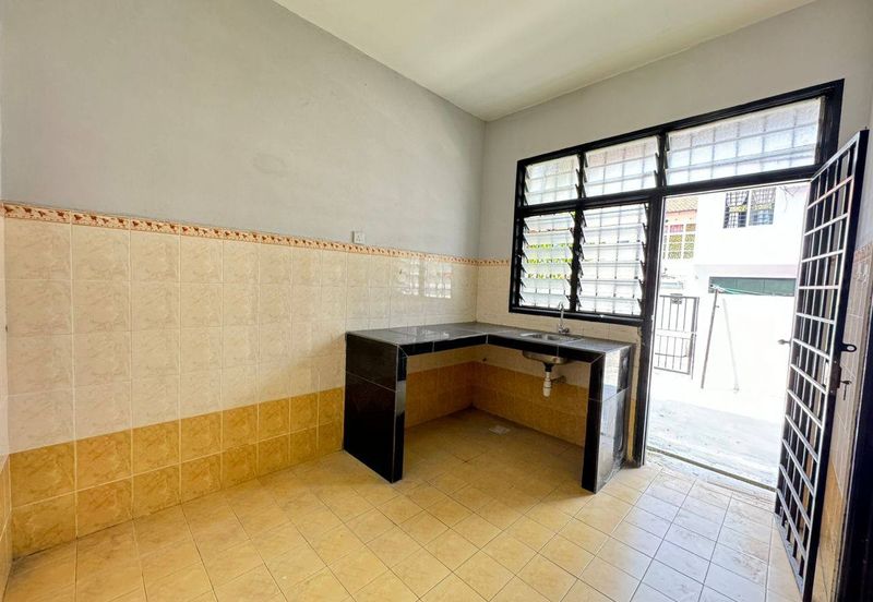 FACING OPEN FLEXI DEPO FULL LOAN❗️2 Storey Terrace Anjung Ixora, Taman Ixora Sepang