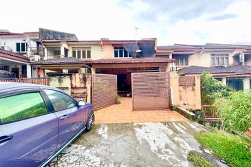 Taman Saujana Puchong