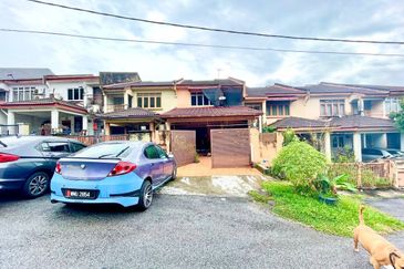 Taman Saujana Puchong