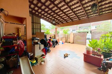 Taman Saujana Puchong