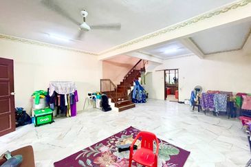 Taman Saujana Puchong