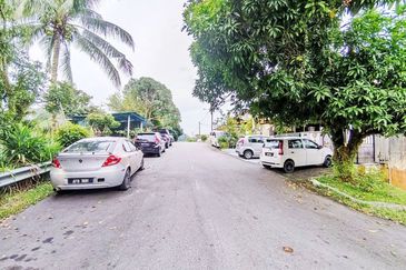 Taman Saujana Puchong