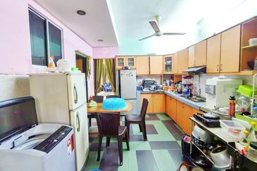 Taman Saujana Puchong