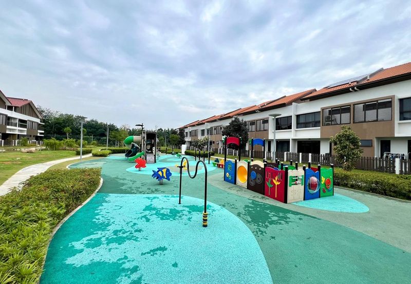 Setia Warisan Tropika (Belladonna)