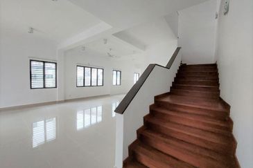 Pentas 2 @ Alam Impian